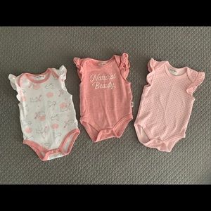 Baby girl tops set